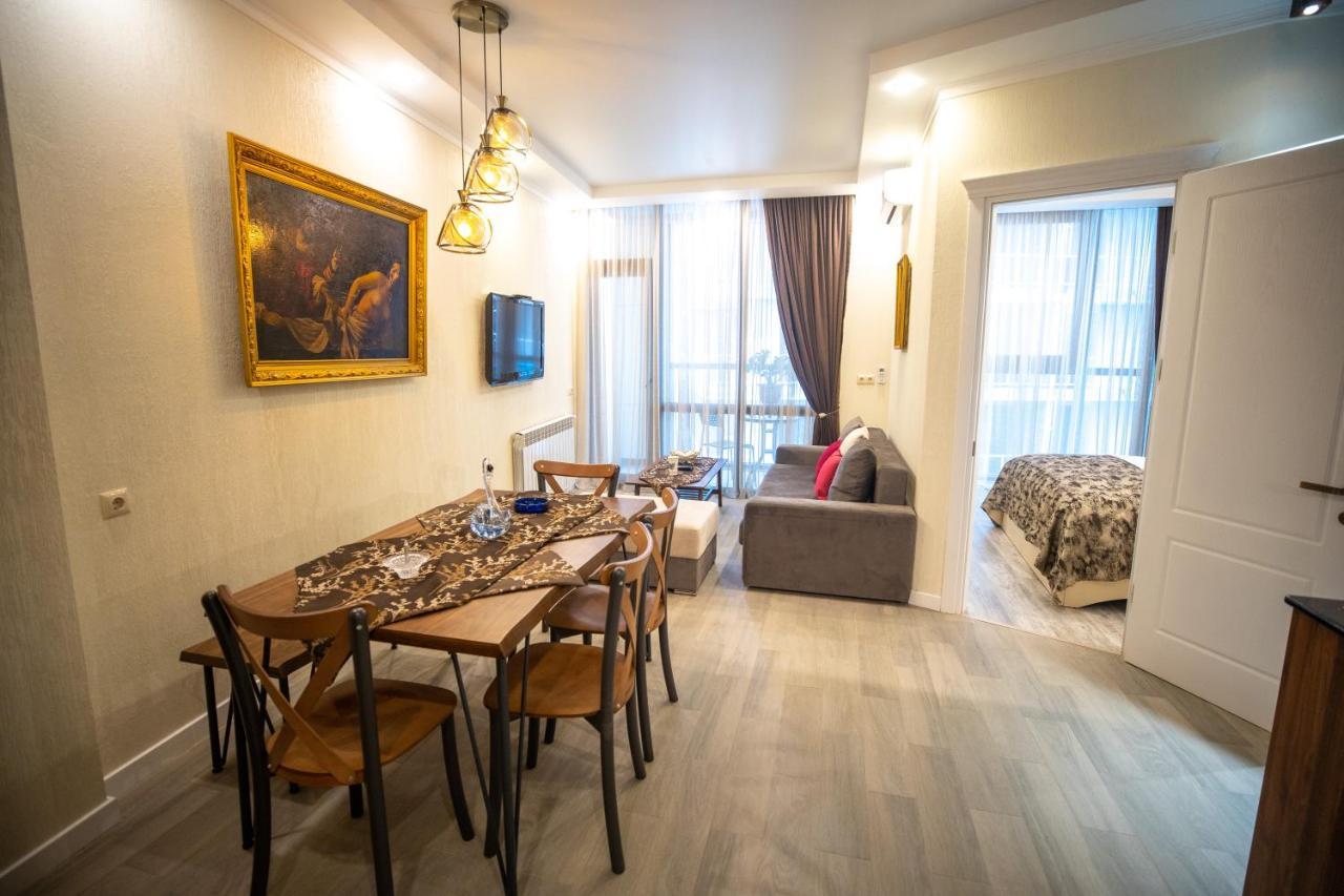 Apartament Ramada Skytower Batumi Zewnętrze zdjęcie